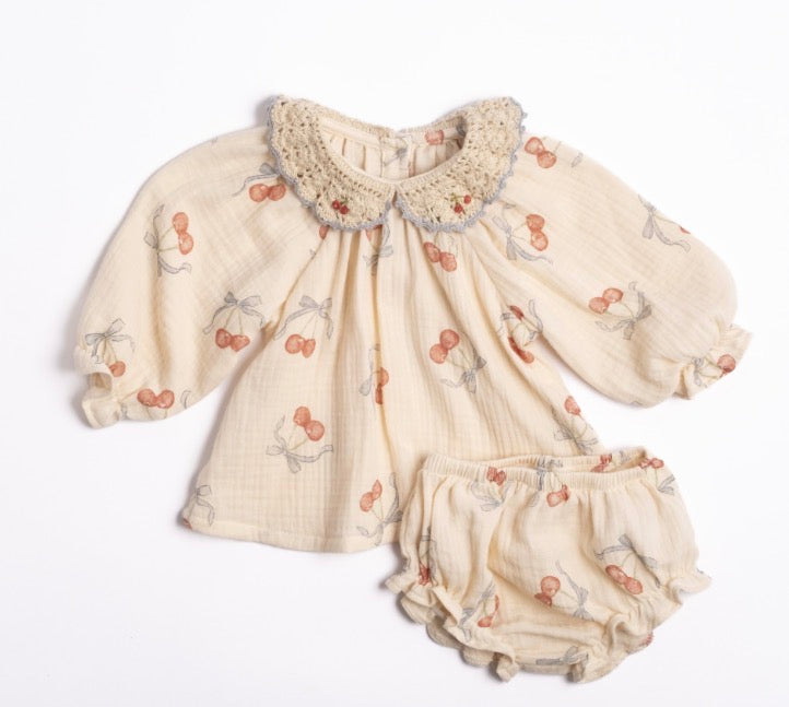 Wild Wawa - Eloise Set in Winter Cherie