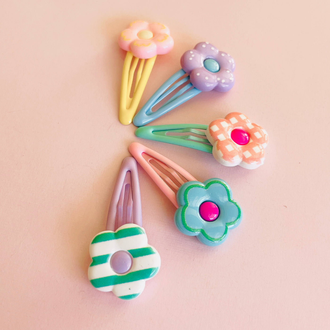 XOXO - Set of 5 Colorful Flowers Snap Hair Clips