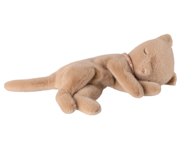 Maileg - Sleeping Kitten Plush, small - Cream peach