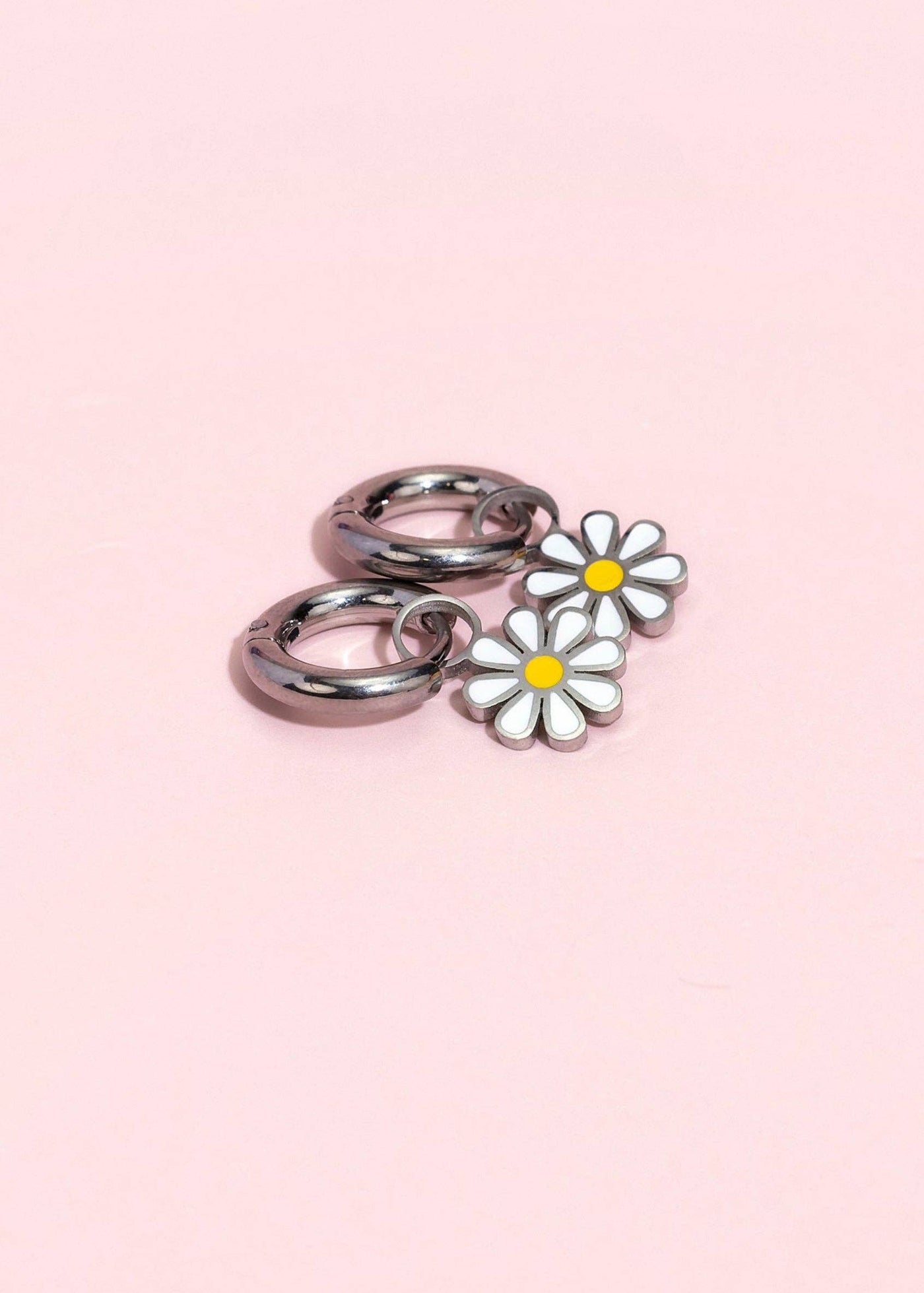 Pierced Co - Silver Daisy Charms