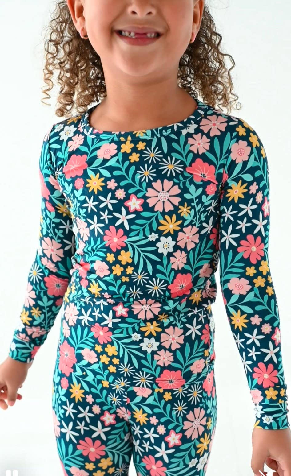 Bird & Bean® - Bamboo Navy Floral - Maren pajamas