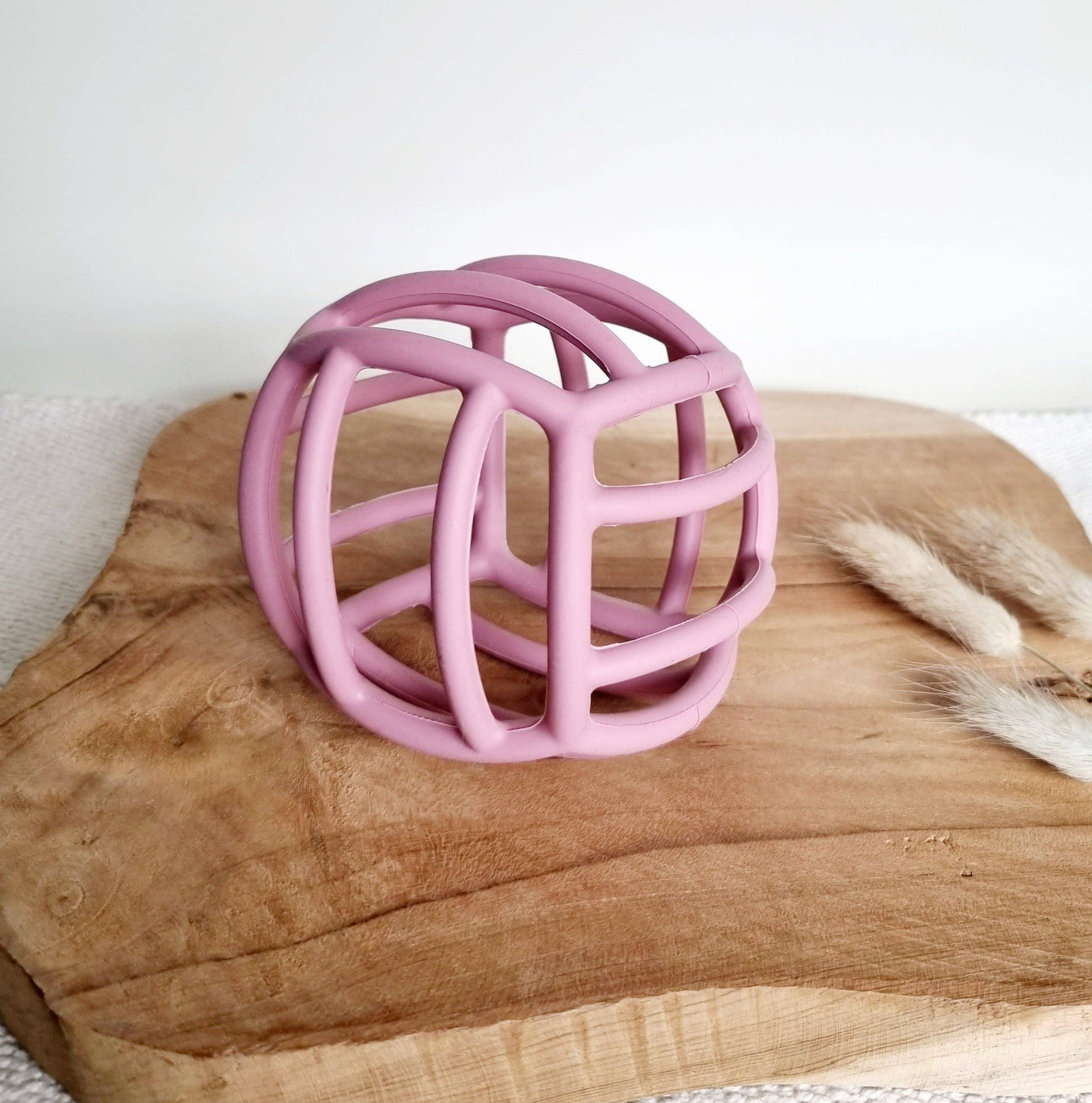 Rammelaartje - Silicone flexible motor ball - Powder pink