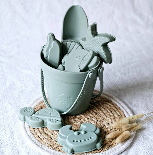 Rammelaartje - Summer Silicone Bucket with Shapes - Sage